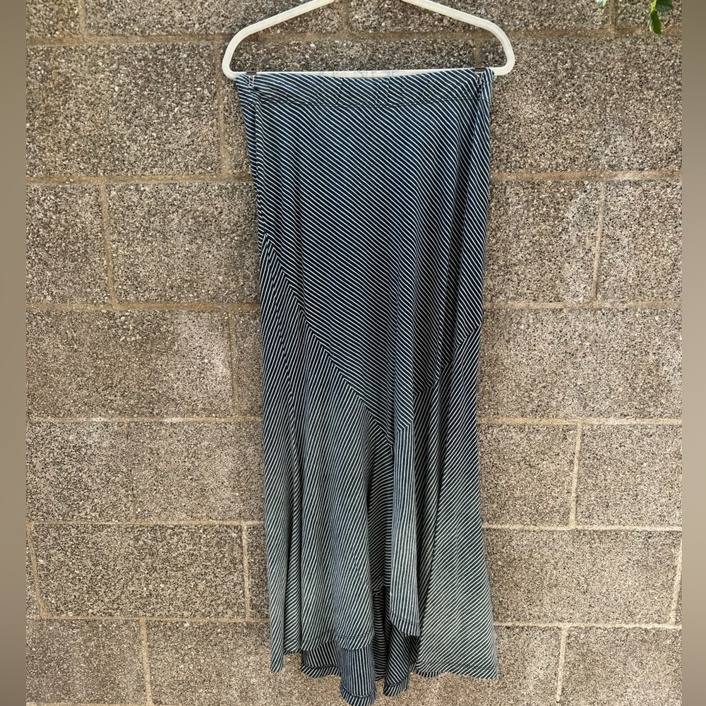 Buttery soft midi skirt